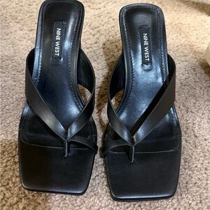 Nine West Black Strappy Square-Toe Heeled Sandals – Size 6.5